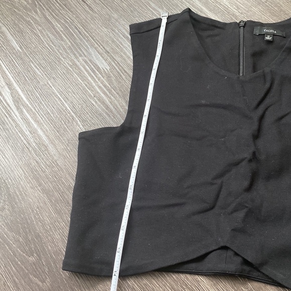 NWOT Talula (Aritzia) Black crop top - Picture 6 of 7